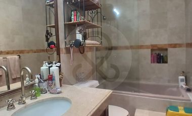 Casa en venta en Lomas de Tecamachalco