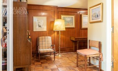 Departamento duplex de 5 ambientes en venta en Recoleta