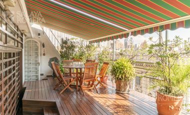 Departamento duplex de 5 ambientes en venta en Recoleta