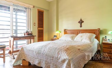 Departamento duplex de 5 ambientes en venta en Recoleta