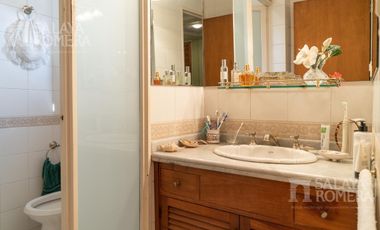 Departamento duplex de 5 ambientes en venta en Recoleta