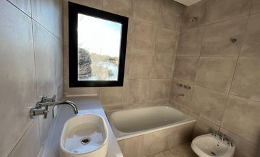 Casa en venta Delta Tigre