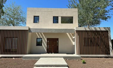 Casa en venta Delta Tigre