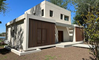 Casa en venta Delta Tigre