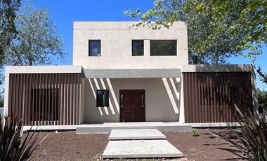Casa en venta Delta Tigre