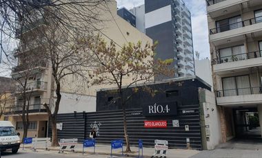 2 Amb piso alto / Piscina Deck solarium SUM Terrazas con parrillas y duchas Bike Parking Cocheras