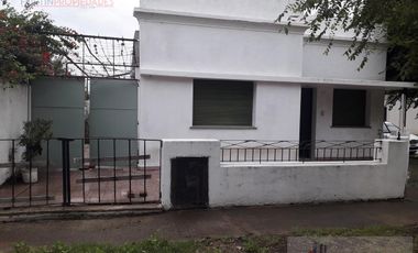 Casa en  venta Berisso 90 y 123