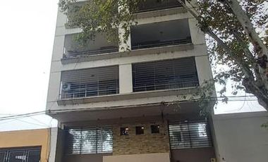 Venta- Cochera   Echesortu