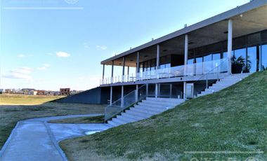 Lote perimetral en venta de 604 m2, ubicado en Villalobos Hudson Pueblos del Plata