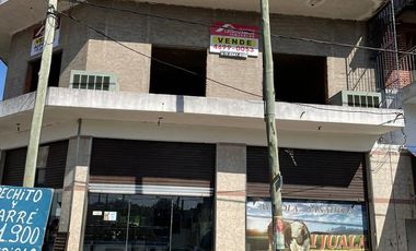 ZONA COMERCIAL - ESQUINA IDEAL  - ZONA MUY CONCURRIDA - ESPACIO AEREO PARA FUTURAS AMPLIACIONES