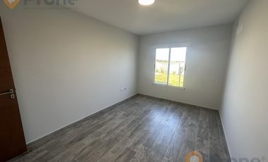 VENTA Casa a estrenar en Jardines de Esther