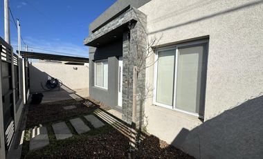 VENTA Casa a estrenar en Jardines de Esther