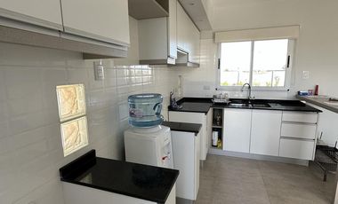 VENTA Casa a estrenar en Jardines de Esther
