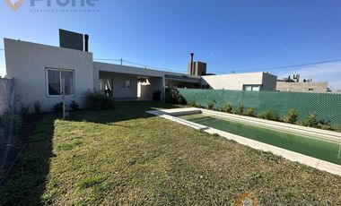 VENTA Casa a estrenar en Jardines de Esther