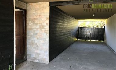 Local Comercial en Venta en Amplia casa en Av. Volcán Puntiagudo - Sol de Oriente