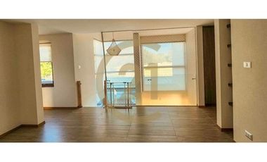 Venta casa estilo mediterráneo en Los Ángeles