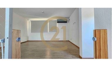 Venta casa estilo mediterráneo en Los Ángeles