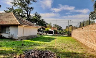 Casa en venta - 2 Dormitorios 1 Baño - Cochera - 820Mts2 - Monte Grande