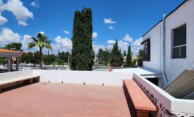 CASA EN VENTA ZARCO 1,342mts Terreno