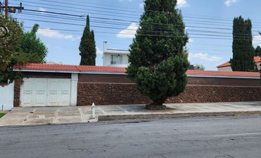 CASA EN VENTA ZARCO 1,342mts Terreno