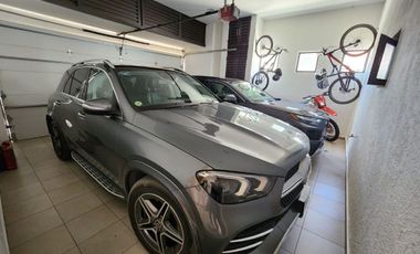 MODERNA CASA EN VENTA ZONA VALLES