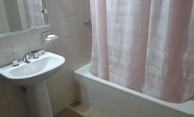 Casa en  venta tres dormitorios, Arguello Zona norte