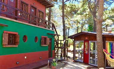 Complejo de dúplex - 8 Dormitorios 8 Baños 6 Cocheras - 675Mts2 - Mar Azul
