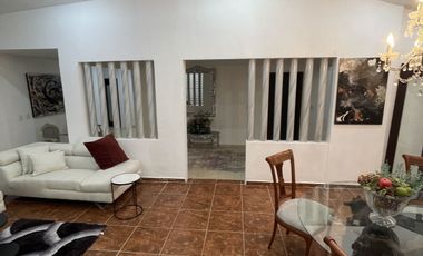 CASA EN RENTA AMUEBLADA CON ALBERCA EN CAMPECHE FRACCIORAMA 2000