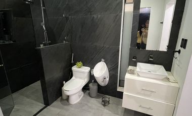 CASA EN RENTA AMUEBLADA CON ALBERCA EN CAMPECHE FRACCIORAMA 2000