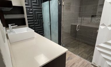 CASA EN RENTA AMUEBLADA CON ALBERCA EN CAMPECHE FRACCIORAMA 2000