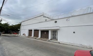 CASA EN RENTA AMUEBLADA CON ALBERCA EN CAMPECHE FRACCIORAMA 2000