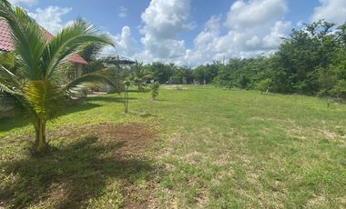 Terreno con construcción en Venta en China Campeche