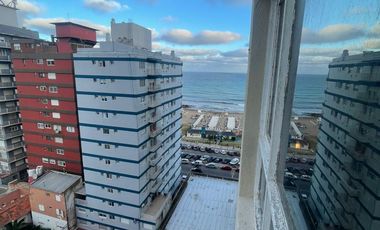Edif. Playa II piso 10 - 1 Ambientes - Zona I - Miramar