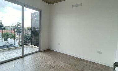 Departamento de 3amb con terraza privada y parrilla