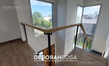 Casa en  Venta en el barrio - el canton- 5 ambientes- zona norte- escobar- maschwitz