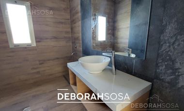 Casa en  Venta en el barrio - el canton- 5 ambientes- zona norte- escobar- maschwitz