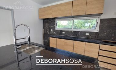 Casa en  Venta en el barrio - el canton- 5 ambientes- zona norte- escobar- maschwitz