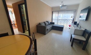 Alquiler  Temporario Departamento 3 Ambientes Cochera