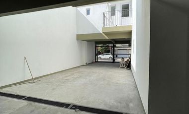 Departamento a estrenar de 3amb al frente con balcón corrido