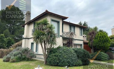 Casa en  venta Barrio El Centauro Canning