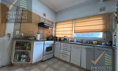 Casa en  venta Barrio El Centauro Canning