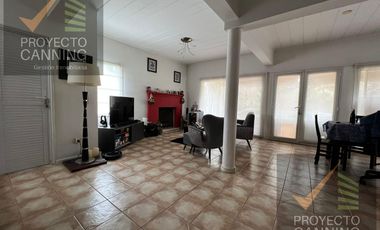 Casa en  venta Barrio El Centauro Canning