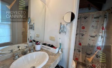 Casa en  venta Barrio El Centauro Canning