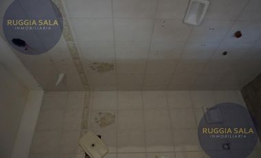 Semipiso en venta de 3 dormitorios con balcón y 2 cocheras