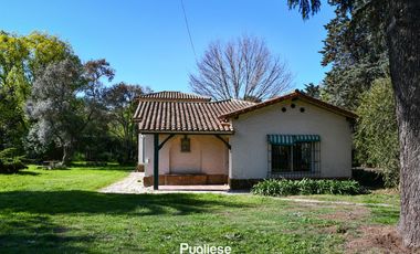 Casa en venta sobre lote de 3000m2