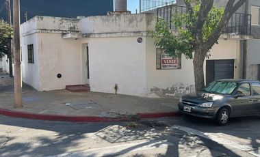 Venta Casa frente a Tribunales II - 105 mts - B° Guemes