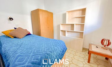 Casa de 5 ambientes - VENTA - Punta Mogotes a metros del Mar, apta edifico 8 pisos.