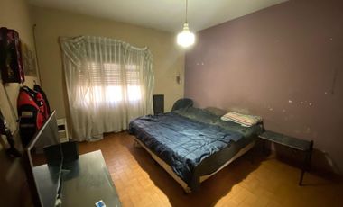 VENTA CASA 2 AMB 158 M2 VALENTIN ALSINA TERRAZA