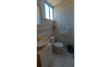 SE VENDE AMPLIA CASA EN POBLACION FRANCISCO DE AGUIRRE