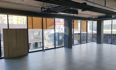 Oficinas en planta libre en Los Leones